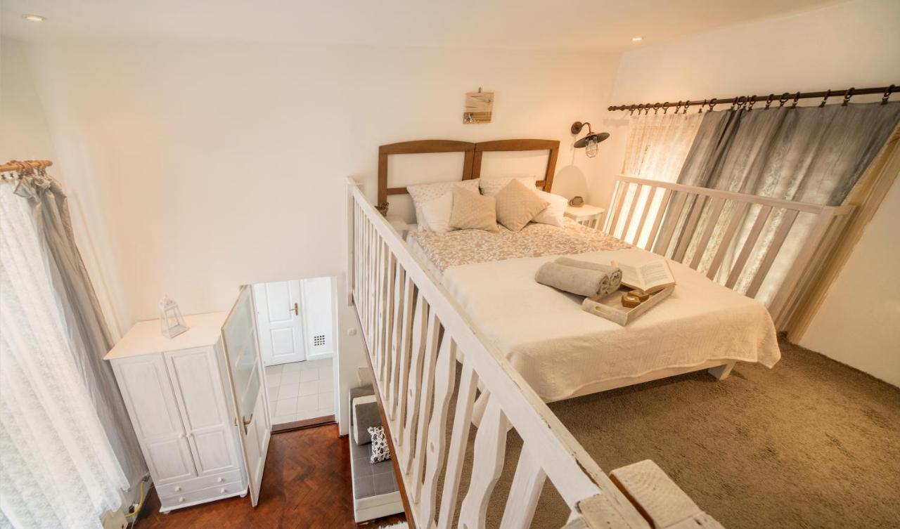 Agria Vintage Apartman Эгер Экстерьер фото