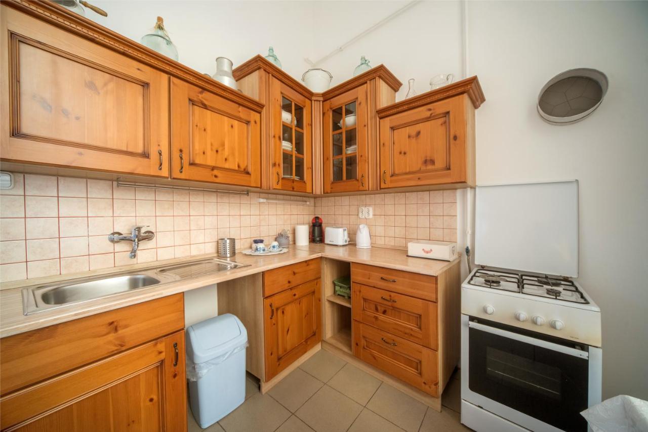 Agria Vintage Apartman Эгер Экстерьер фото